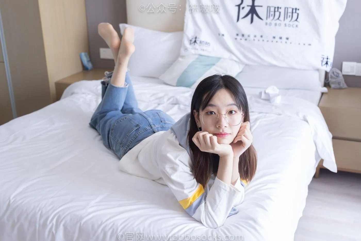 [BoBoSocks袜啵啵]NO.080 小甜豆-帆布鞋、白棉袜、肉丝（花絮版） [140P]插图4